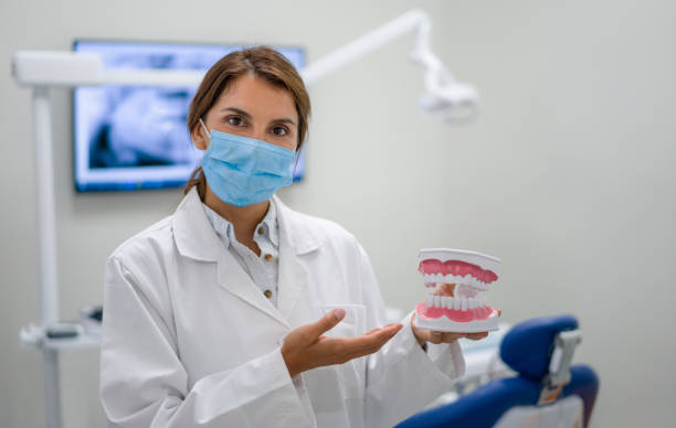 Best Emergency Cosmetic Dentistry in Lakewood, CA